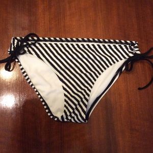Athleta Not So String Bikini bottom, striped